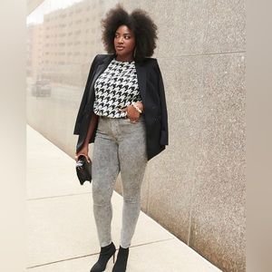 NWT Express - Houndstooth Sequin Ruched Strong Shoulder Top